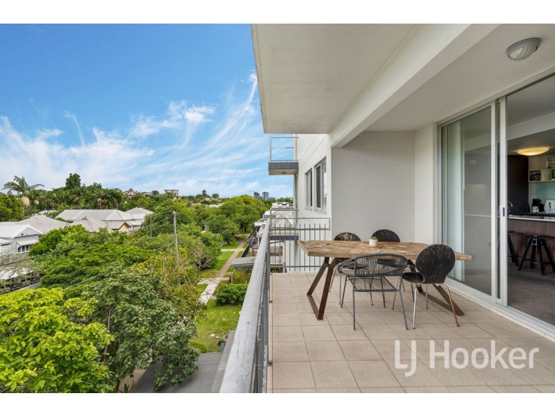 203/25-33 Lytton Road, East Brisbane QLD 4169