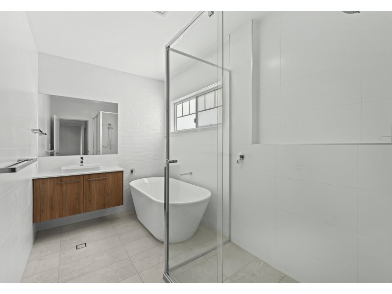 230 Park Road, Yeerongpilly QLD 4105