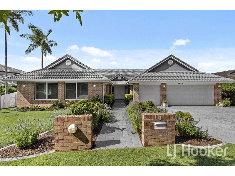 8 Hatherton Crescent, Carindale QLD 4152