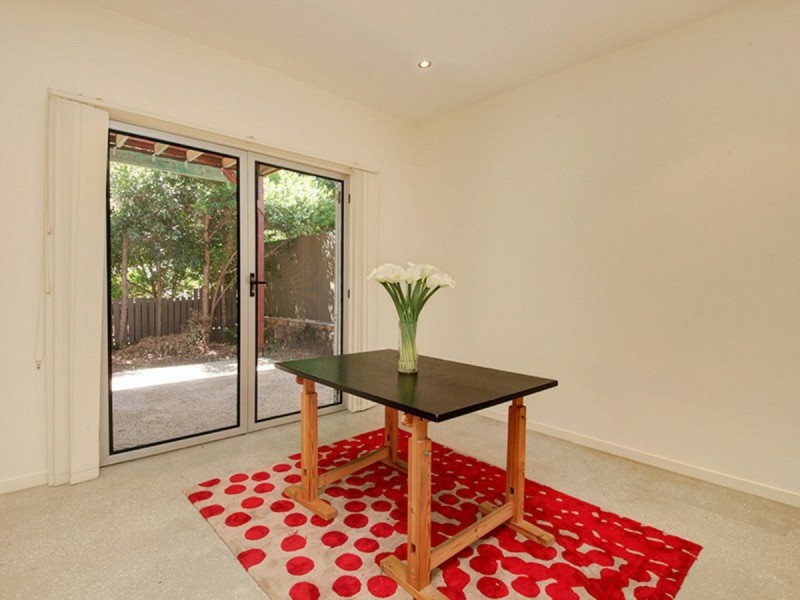 30 Gibson Street, Annerley QLD 4103