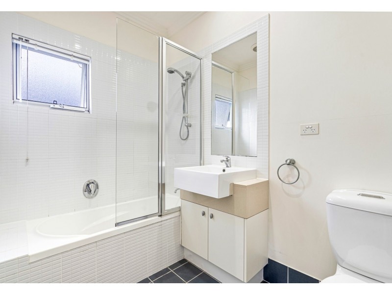 30 Gibson Street, Annerley QLD 4103