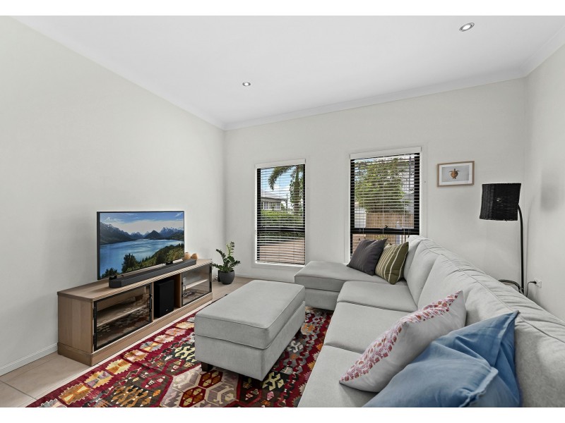 2/110 Waverley Street, Annerley QLD 4103