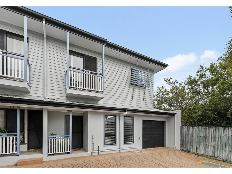 2/110 Waverley Street, Annerley QLD 4103