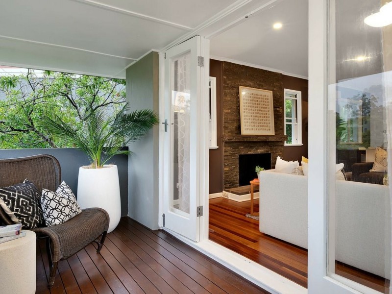 8 Eastment Street, Bardon QLD 4065