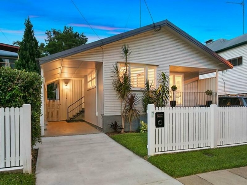 7 Orchard Street, Toowong QLD 4066