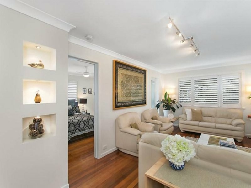 7 Orchard Street, Toowong QLD 4066