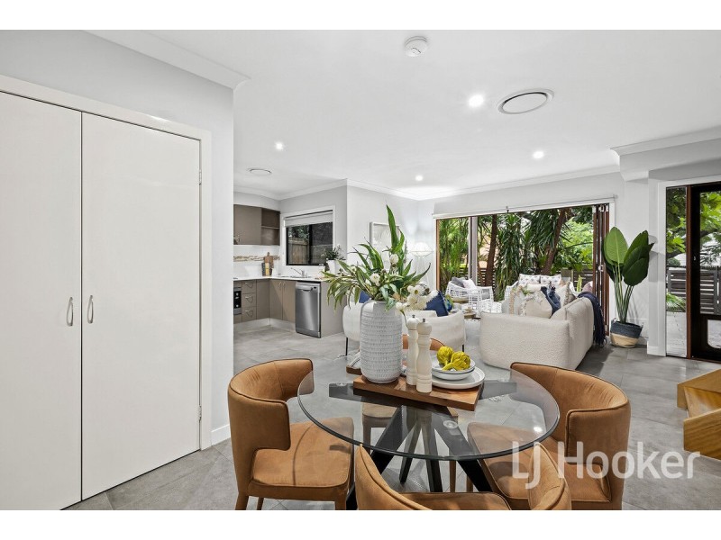 1/56 Real Street, Annerley QLD 4103