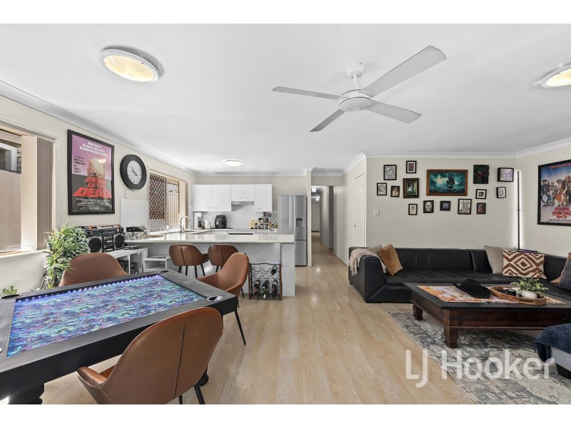 4 Glorious Way, Forest Lake QLD 4078