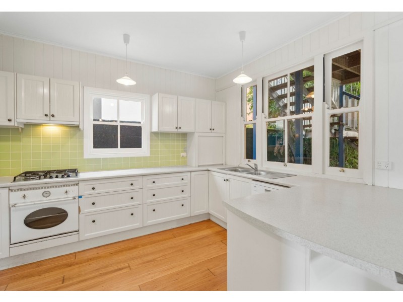 5 Bow Street, Yeerongpilly QLD 4105