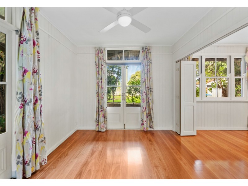 5 Bow Street, Yeerongpilly QLD 4105