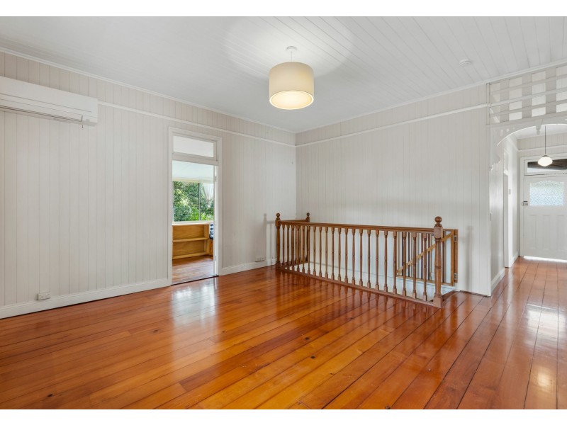 5 Bow Street, Yeerongpilly QLD 4105