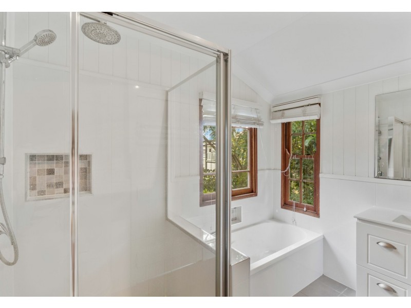 5 Bow Street, Yeerongpilly QLD 4105