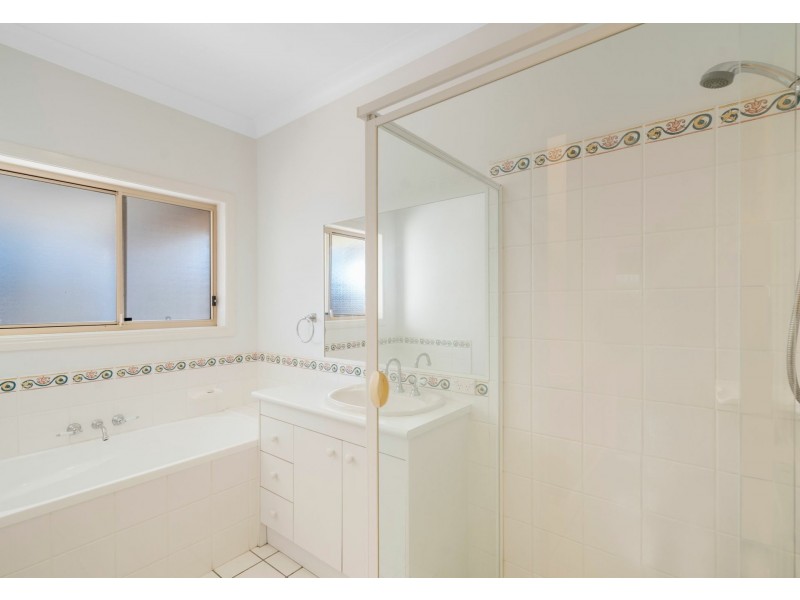 14 Crediton Place, Forest Lake QLD 4078