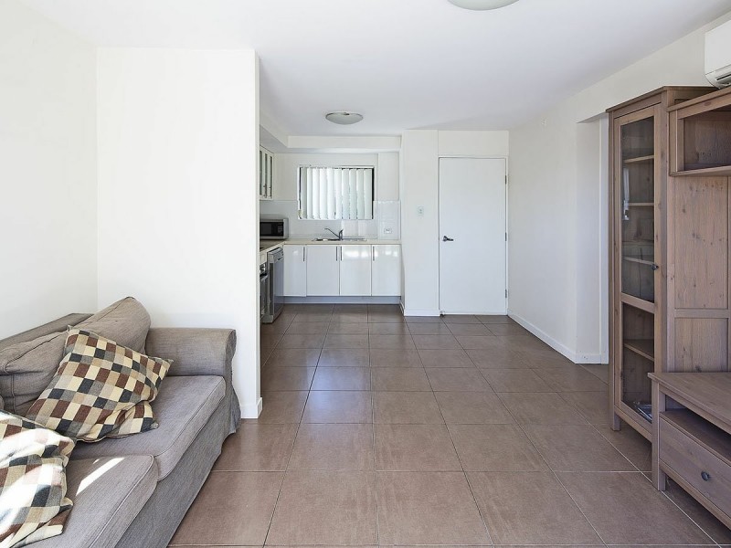 27/21 Fenton Street, Fairfield QLD 4103