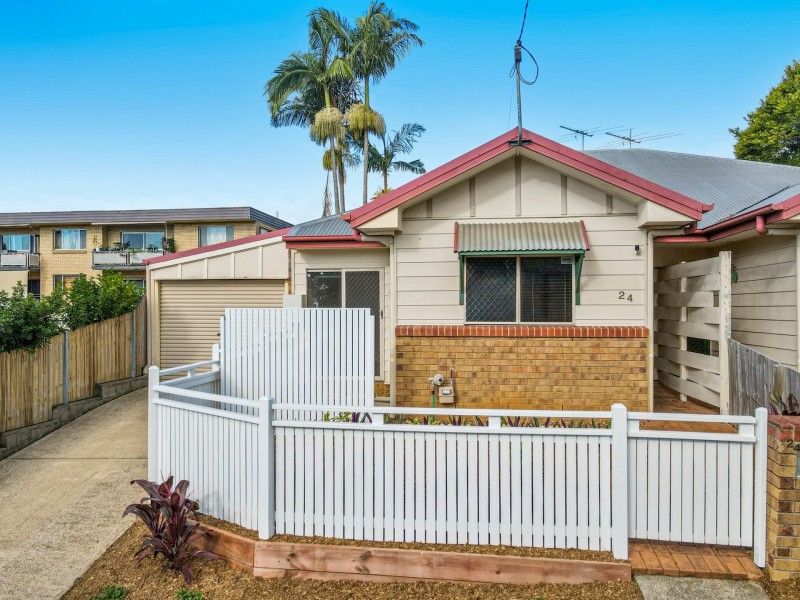 24 Carson Street, Moorooka QLD 4105