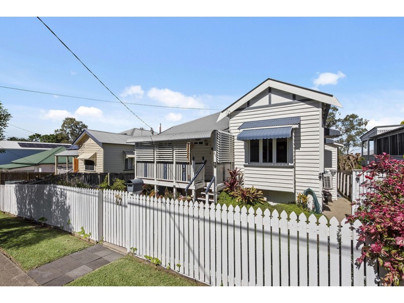 47 Livingstone Street, Yeerongpilly QLD 4105