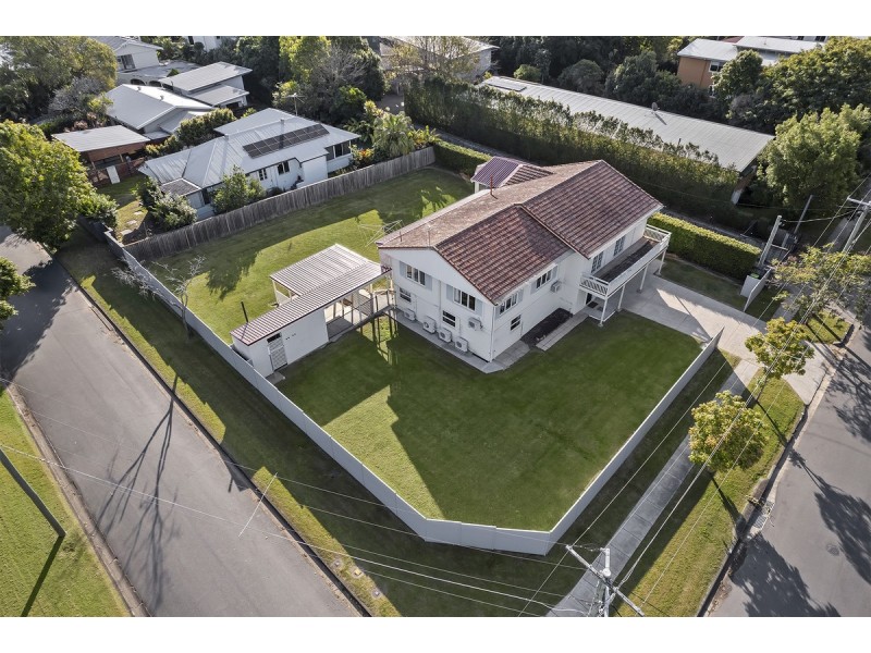77 Ormadale Road, Yeronga QLD 4104
