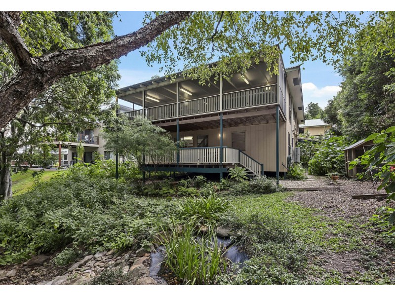 94 Rome Street South, Yeronga QLD 4104