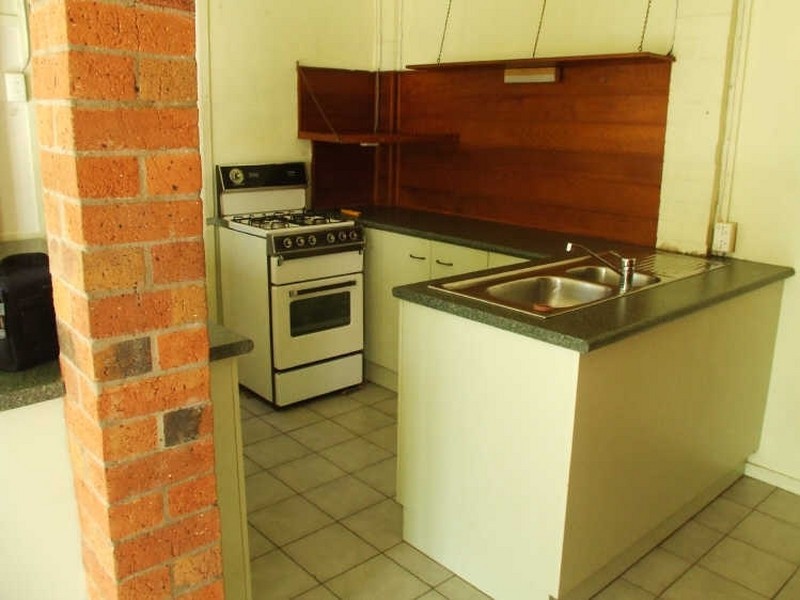 2/10 Patricia Street, Moorooka QLD 4105