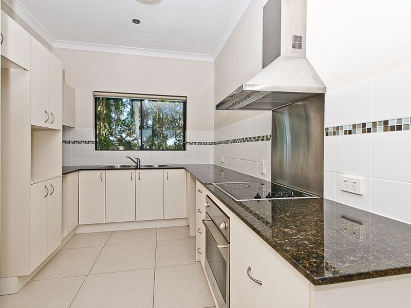 6/5 Livingstone Street, Yeerongpilly QLD 4105