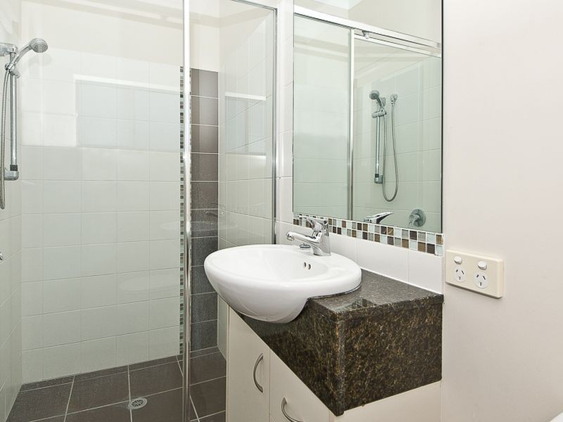 6/5 Livingstone Street, Yeerongpilly QLD 4105