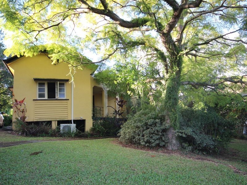 10 Glencoe Avenue, Tarragindi QLD 4121