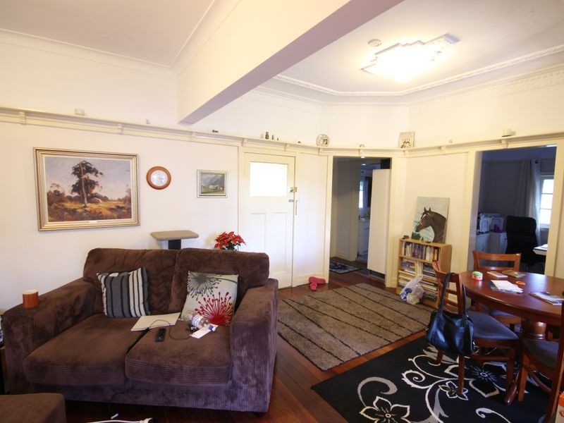 10 Glencoe Avenue, Tarragindi QLD 4121