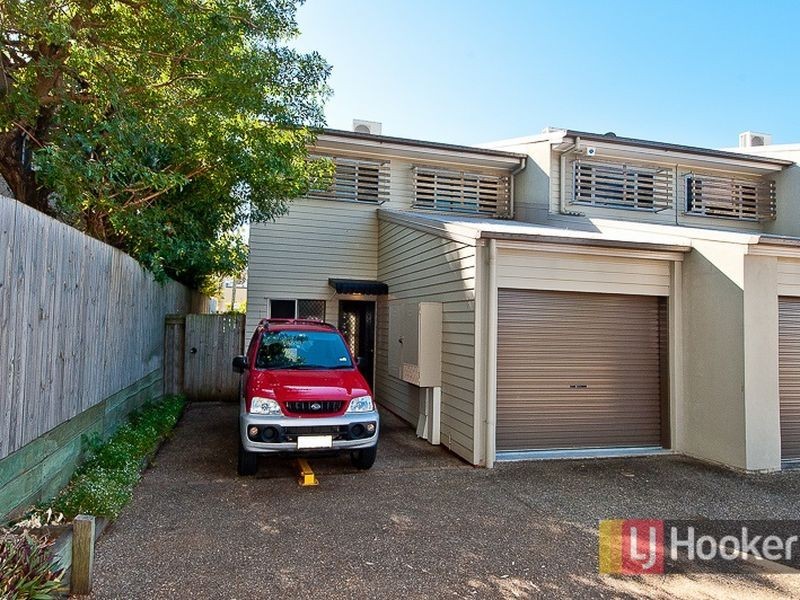 1/96 Hyde Road, Yeronga QLD 4104