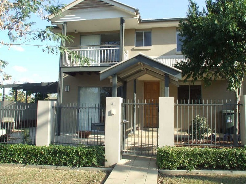 4/34 Days Avenue, Yeronga QLD 4104