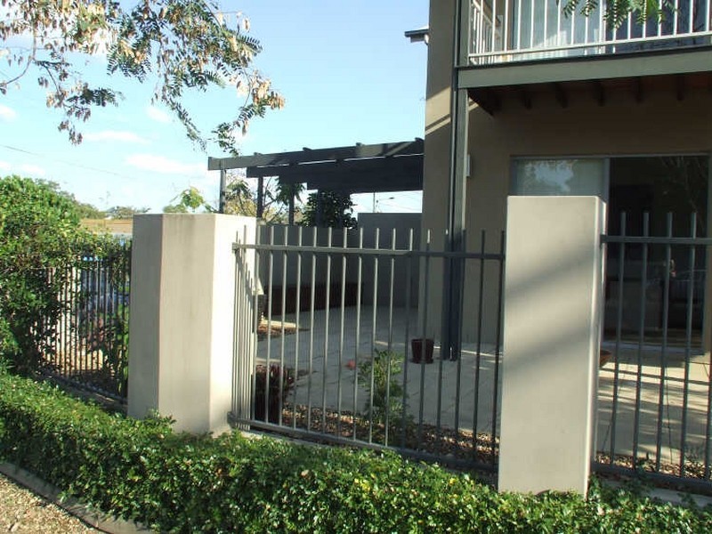 4/34 Days Avenue, Yeronga QLD 4104