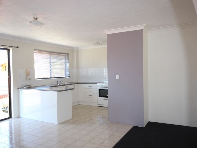 2/32 Gainsborough Street, Moorooka QLD 4105