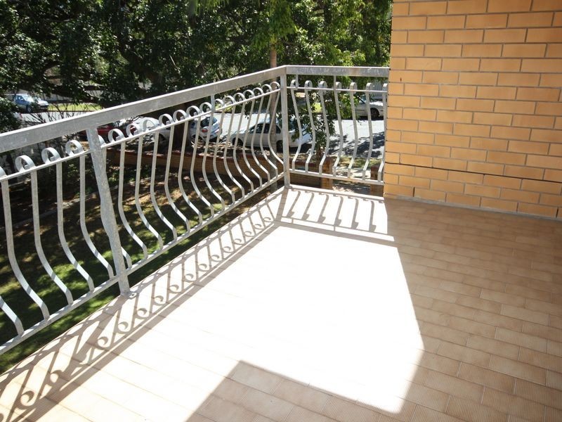 2/32 Gainsborough Street, Moorooka QLD 4105