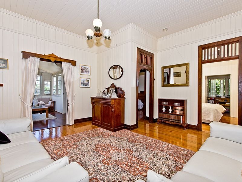 25 Illidge Street, Coorparoo QLD 4151