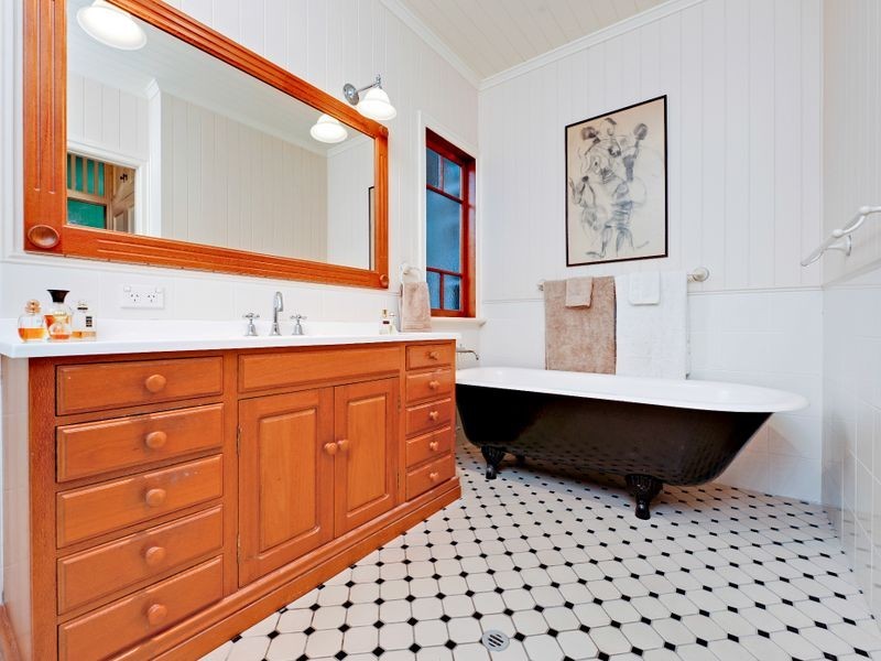 25 Illidge Street, Coorparoo QLD 4151