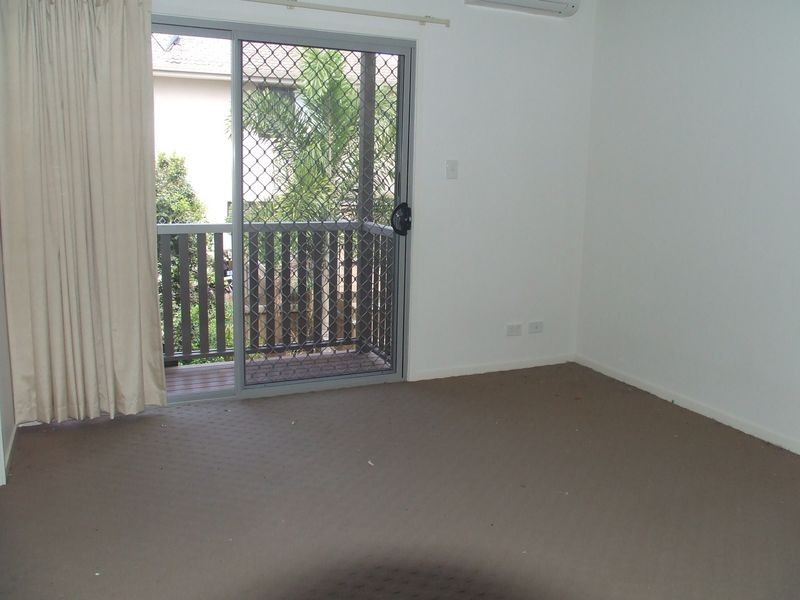 3/16 Broadmere Street, Annerley QLD 4103