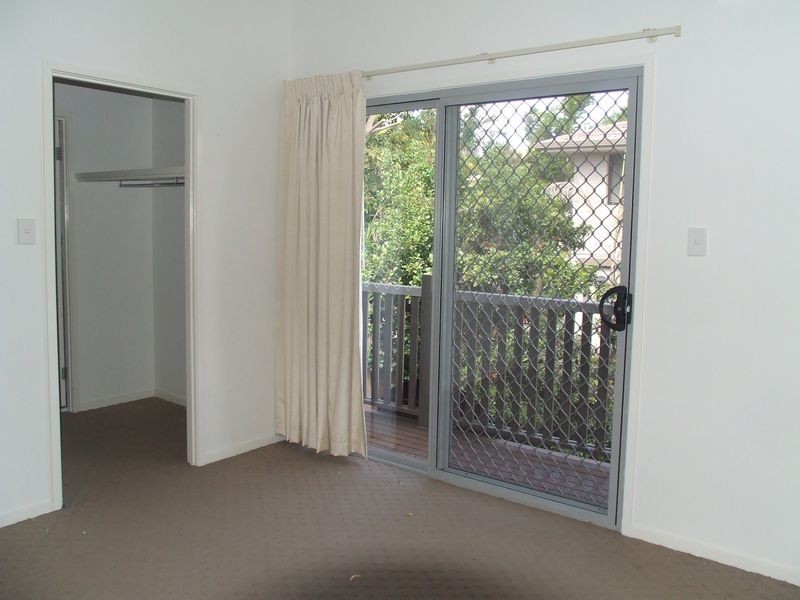 3/16 Broadmere Street, Annerley QLD 4103