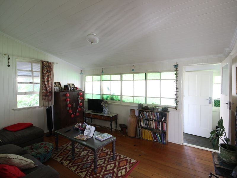 10 Park Road, Yeronga QLD 4104