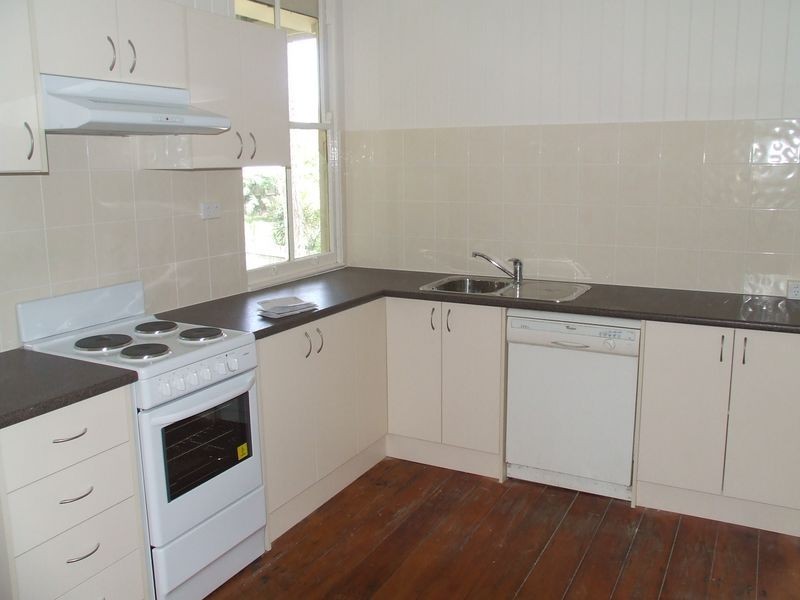 10 Park Road, Yeronga QLD 4104