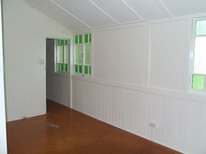 10 Park Road, Yeronga QLD 4104