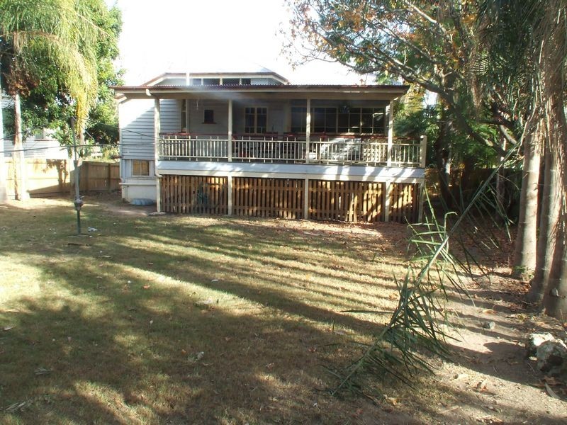 10 Park Road, Yeronga QLD 4104