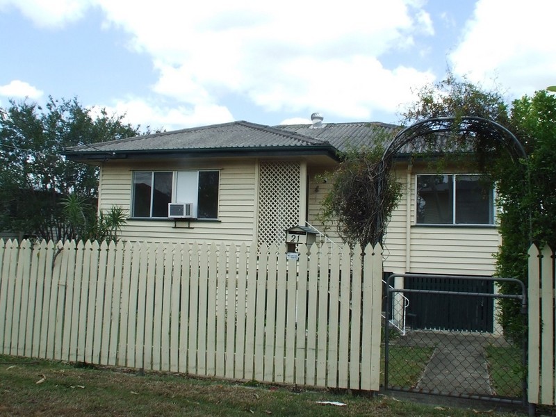 21 Chalfont Street, Salisbury QLD 4107