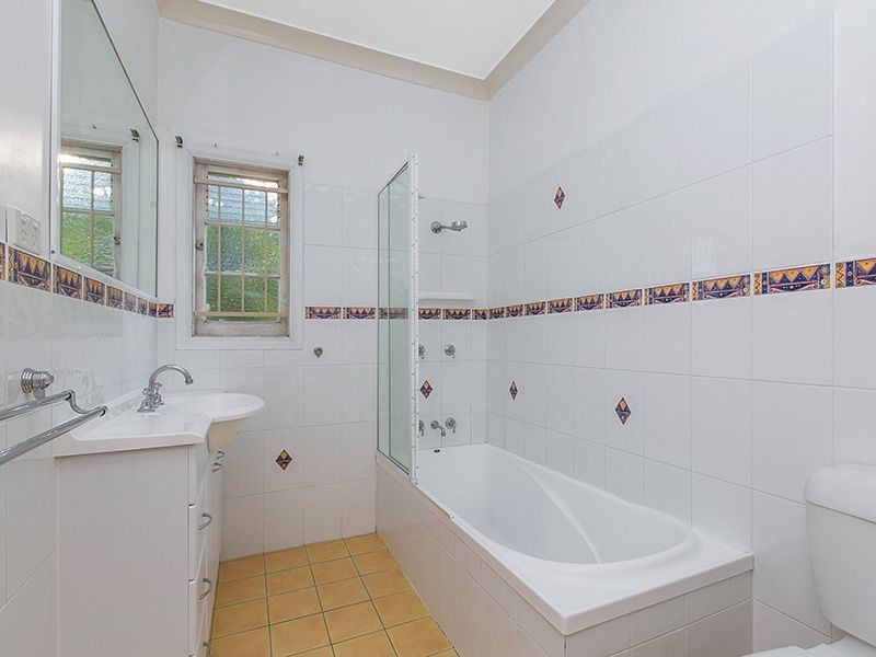 68 Durack Street, Moorooka QLD 4105