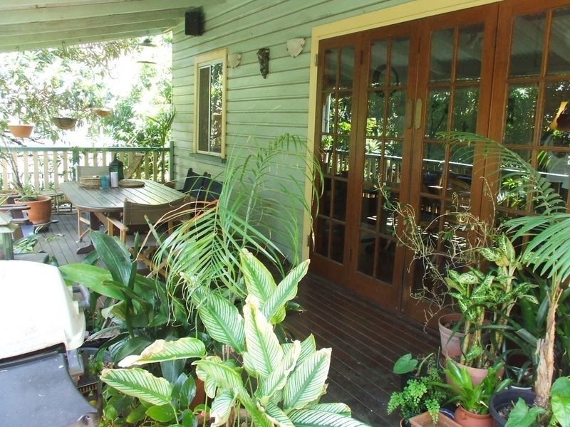 5 Luya Street, Fairfield QLD 4103