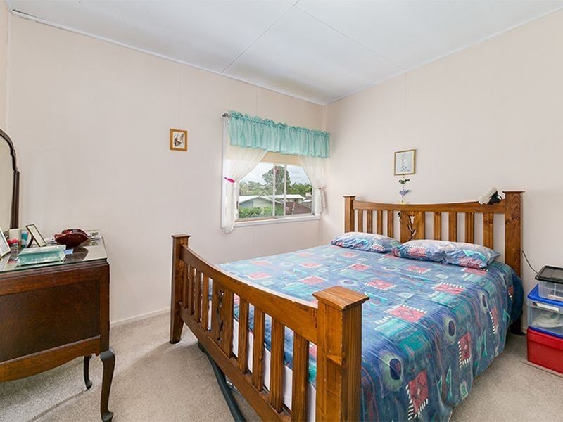 18 Ormuz Road, Yeronga QLD 4104