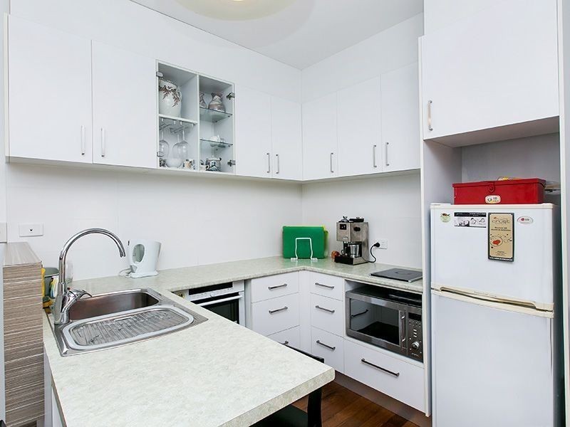 18 Luxworth Street, Moorooka QLD 4105