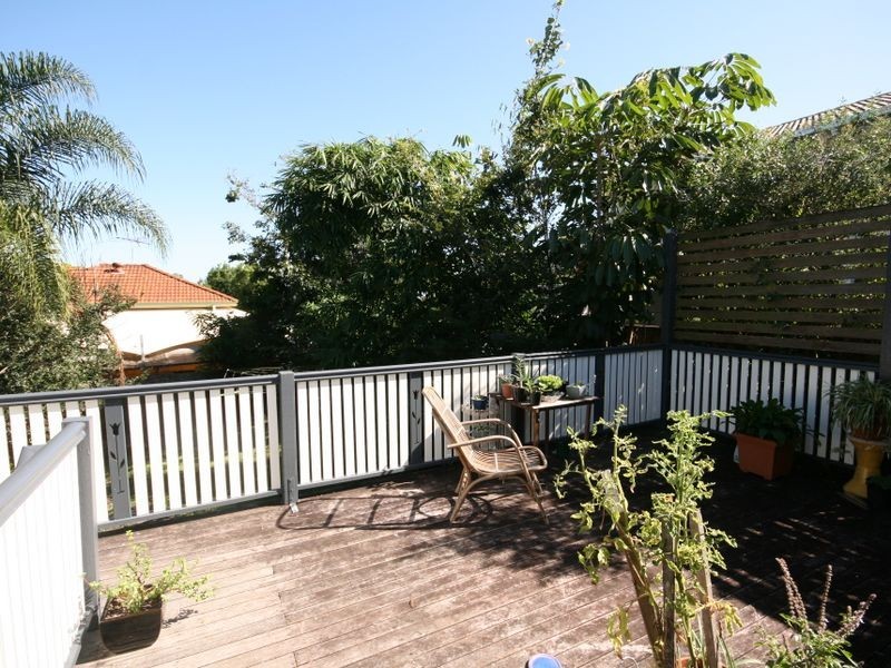 21 Frederick Street, Annerley QLD 4103
