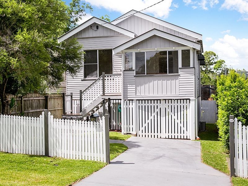 57 Sunbeam Street, Fairfield QLD 4103