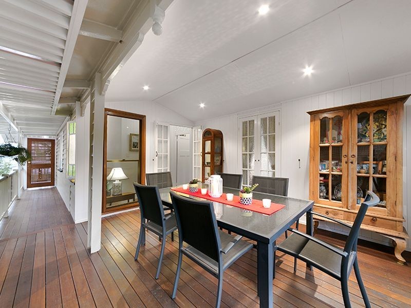 50 Yeronga Street, Yeronga QLD 4104