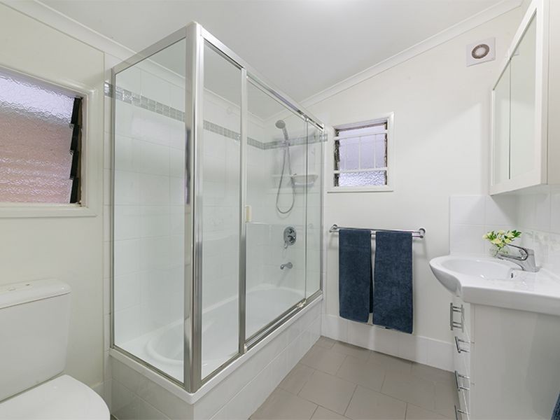 50 Yeronga Street, Yeronga QLD 4104