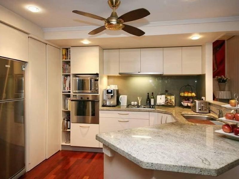 17 Wilton Terrace, Yeronga QLD 4104